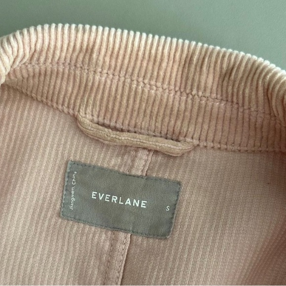 Everlane pink corduroy chore jacket. - Picture 2 of 3